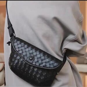 Elegant Black Woven Crossbody Bag